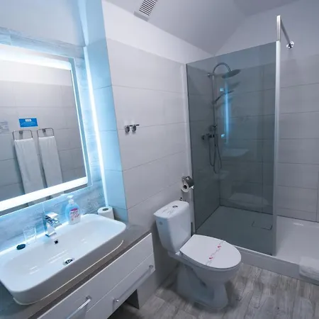 Hotel Bialy Skorzecin